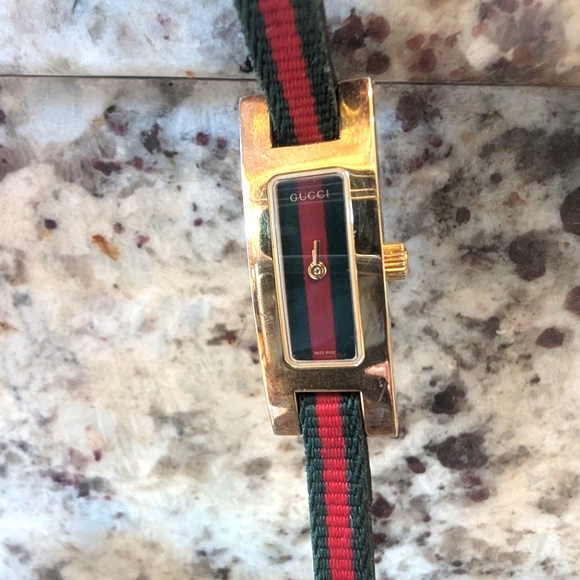Rare Vintage Gucci watch - Picture 1 of 7